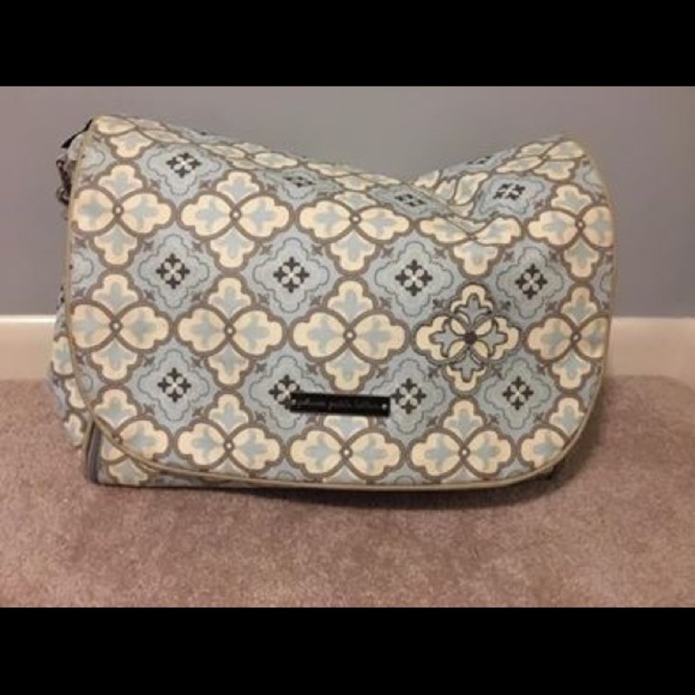 Petunia pickle bottom diaper bag